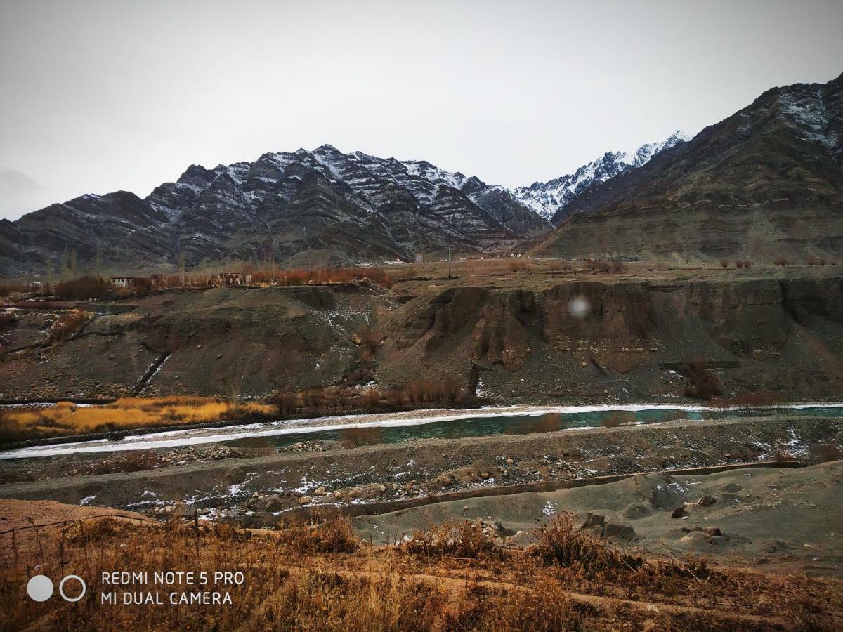 Neryok'S Indus View Ξενοδοχείο Chimre Εξωτερικό φωτογραφία
